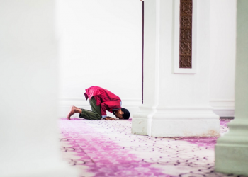 Fokus pada Akhirat, Jangan Abaikan Urusan Dunia