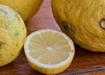 Sitrun, Solusi Pembersih Noda Membandel di Rumah