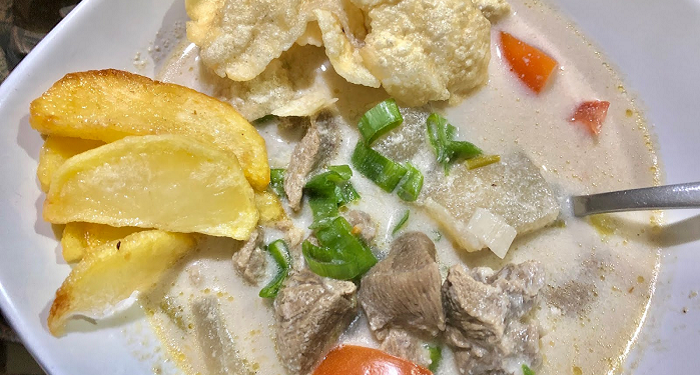 Enam Rahasia Soto Betawi Lezat dan Enak Sekelas Resto