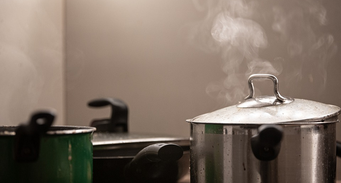 4 Tips Merawat Alat Dapur agar Tidak Berkarat