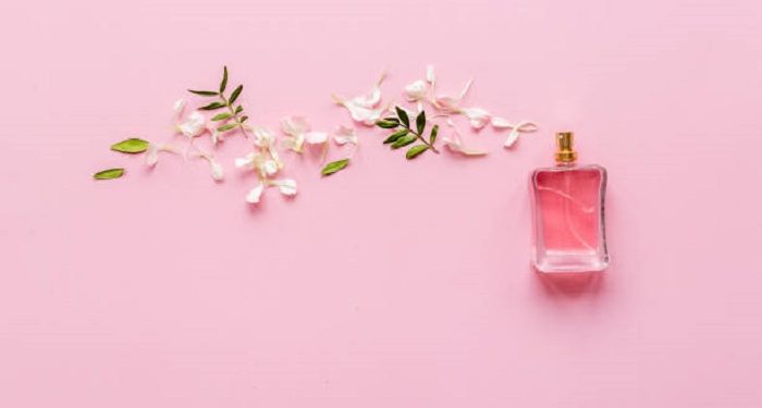 Agar Wanginya Tahan Lama, Semprotkan Parfum di Tiga Titik Ini