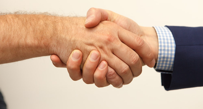 Lima Balasan bagi yang Senantiasa Menjalin dan Menjaga Silaturahim