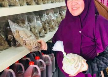 Tak Ada Uang yang Jatuh dari Awan