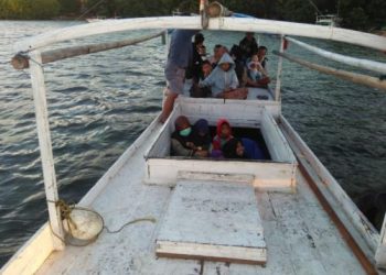 Kisah Orang Pulau dan Rumitnya Menjangkau Fasilitas Kesehatan di Daerah Terpencil Indonesia