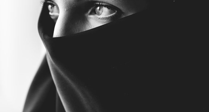 Buya Yahya Tegaskan tentang Hukum Cadar