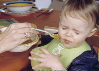 Sembilan Tips Mengatasi Anak Malas Makan