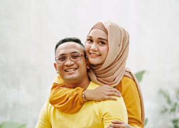 Wahai Suami Istri, Bercandalah Jangan Selalu Serius