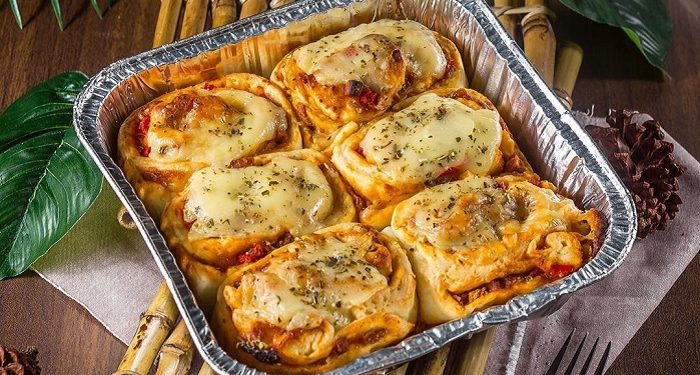 Akhir Pekan, Yuk Masak Pizza Roll Bersama Keluarga Tercinta