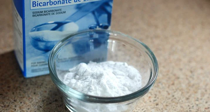 Lima Manfaat Baking Soda untuk Noda Peralatan Dapur
