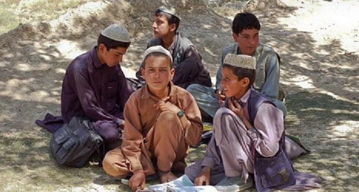 Delapan Kiat Sukses Membangun Generasi Qurani