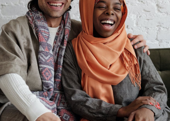 Canda Suami Istri Dalam Pandangan Islam