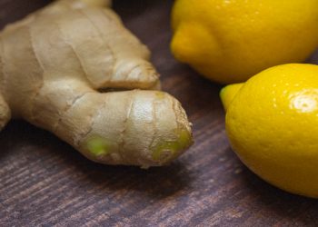 Minuman Detoks Rutin di Pagi Hari