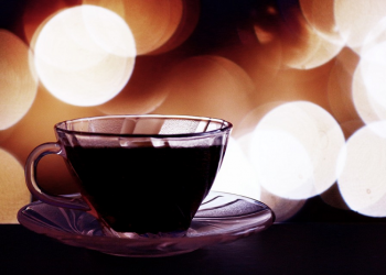 Tiga Tips Hilangkan Noda pada Gelas Bekas Kopi