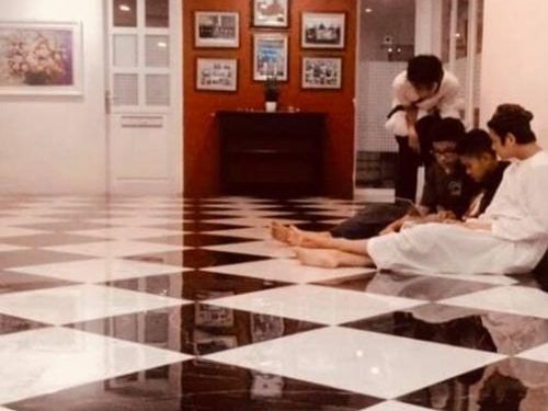 Kemajuan Pemikiran, Sekolah Kayak di Rumah