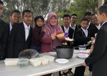 Orangtua Sibuk? Masukkan Anak di Boarding School Saja!