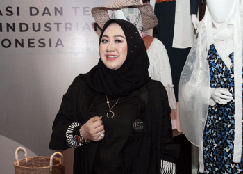 Koleksi ChainMask dan ChainGlasses Homemade ala Chaeralee, Solusi Tampil Fashionable di Masa Pandemi