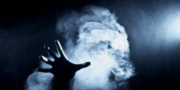 Ada Setan di Antara Kita