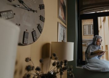 10 Cara Membuat Anak Menyukai Shalat