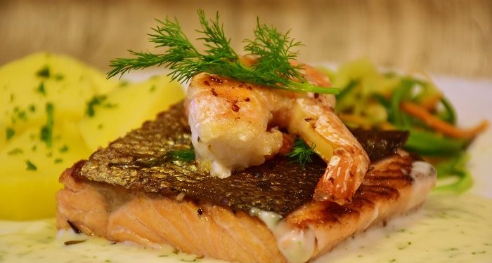3 Ide Menu Makan Siang dari Salmon dan Sayuran
