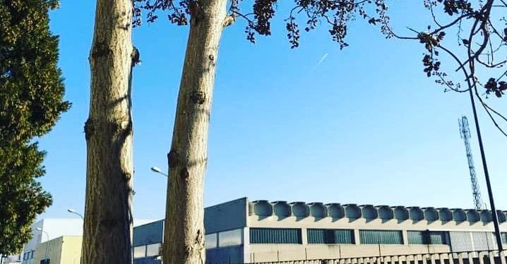 Rumah di Perth Tukar Pesantren di Lemah Neunet