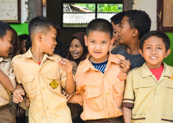 Sekolah Anak Bukan Sekolah Orangtua