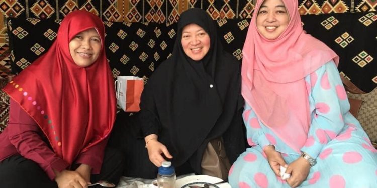 Guru yang Seperti Ibu