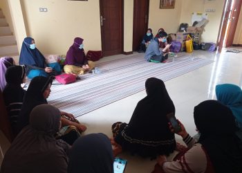 Banjir Melanda, Salimah Banjarmasin Berikan Penguatan Psikologis Pengungsi