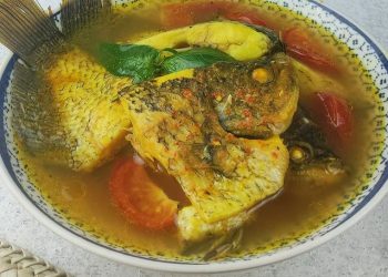 Resep Ikan Kuah Kuning, Sajian Hangat Keluarga di Musim Hujan