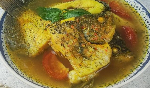 Resep Ikan Kuah Kuning, Sajian Hangat Keluarga di Musim Hujan