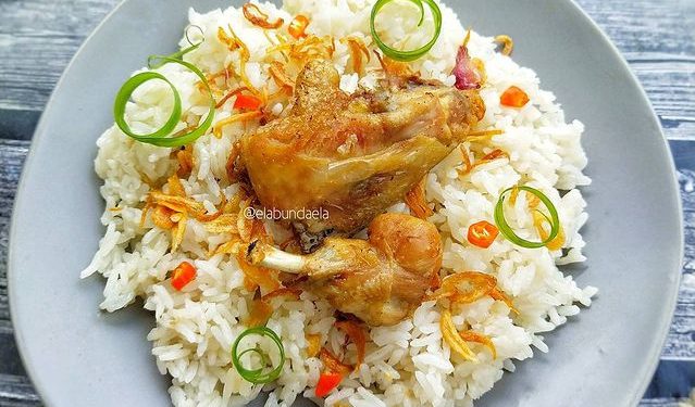 Sajian Pagi Hari Mudah dengan Nasi Ayam Magic Com