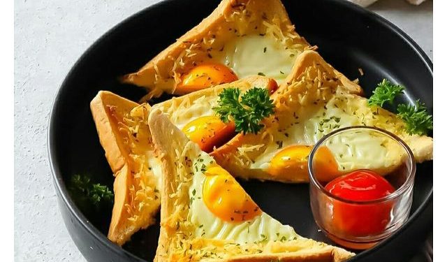 Roti Panggang Telur Keju, Sajian Pagi Enak dan Mudah