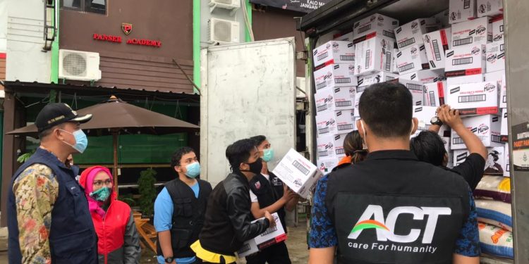 ACT Bekasi Beri 15 Ton Bantuan untuk Sulawesi dan Kalimantan