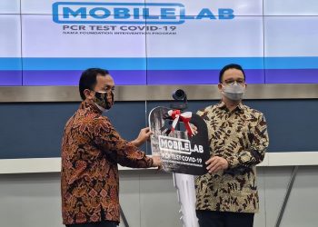 Bersama NAMA Foundation, Human Initiative Serahkan Mobile Lab PCR Test Covid-19  ke Pemprov DKI Jakarta