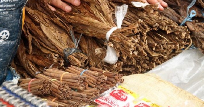 Menyoal Kenaikan Cukai Tembakau dan Vaksin Merah Putih