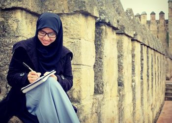 Tantangan menurut Dewi Nur Aisyah (foto: blog Dewi Nur Aisyah)