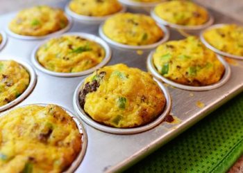 Sajian Mudah dan Gurih dengan Muffin Telur Keju