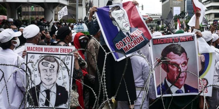 Komisi di Majelis Nasional Prancis Setujui RUU yang Menargetkan Muslim