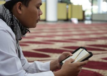 Hukum Membaca Surat Al Ashr di Akhir Majelis