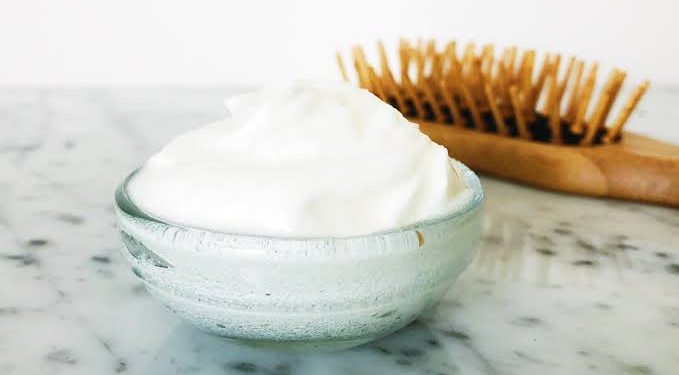 5 Cara Pakai Kondisioner agar Rambut Lembut dan Tidak Lepek