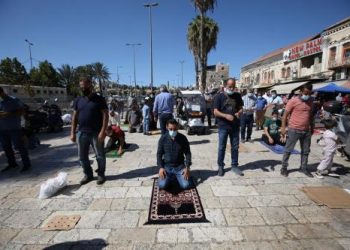 Israel Larang Ribuan Warga Palestina untuk Beribadah di Masjid Al-Aqsha
