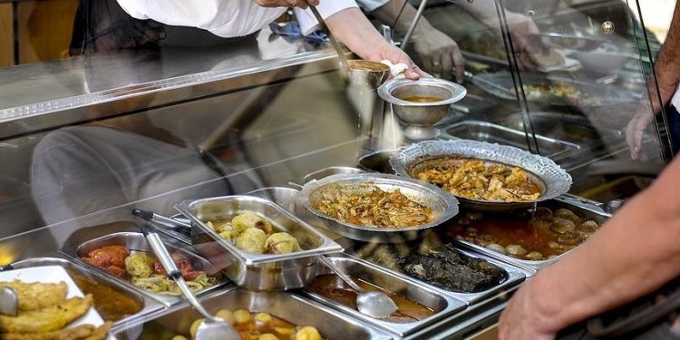 Pakar Gizi: Seperempat Makanan yang Terbuang di Dunia Dapat Memberi Makan 870 Juta Orang