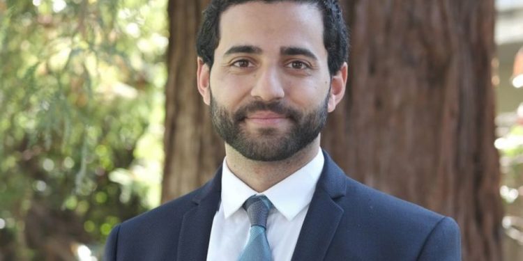 Hassaan Shahawy, Muslim Pertama yang Menjadi Presiden Harvard Law Review