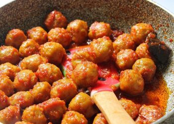 Bakso Bumbu Rujak, Ide Makan Siang Super Cepat