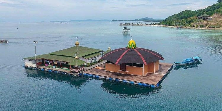 Masjid Al Aminah, Masjid Terapung Pertama di Lampung