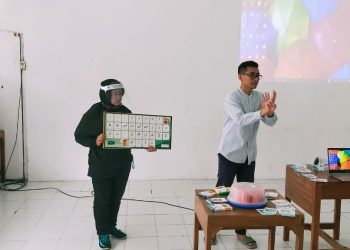 Kisah dalam Isyarat Bantu Teman Tuli Belajar Islam
