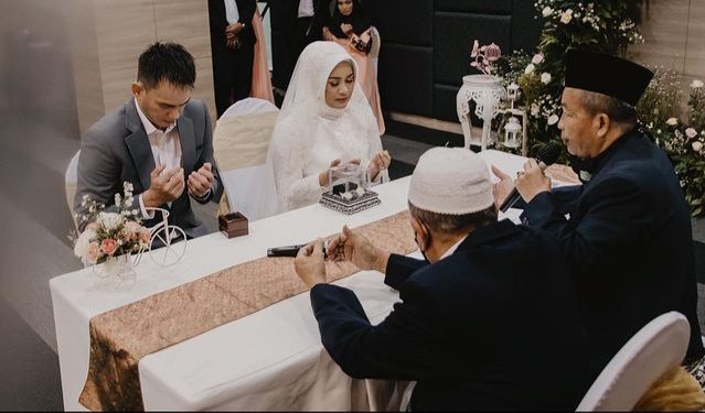 Barakallah, Ikke Nurjanah Resmi Menikah dengan Karlie Fu