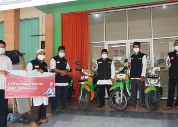 BMH Yogyakarta Perkuat Program Dakwah dengan Kembali Menyalurkan Lima Armada Dakwah