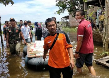 TASK Hidayatullah-IMADE Dan SANINDO Salurkan Bantuan Korban Banjir Demak