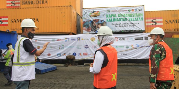 Kapal Kemanusiaan ACT Angkut 1000 Bantuan Kalimantan Selatan