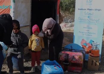 Musim Dingin Tiba, Adara Salurkan Bantuan untuk Para Pengungsi Palestina